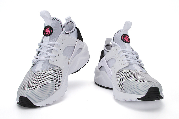 nike huarache homme argent